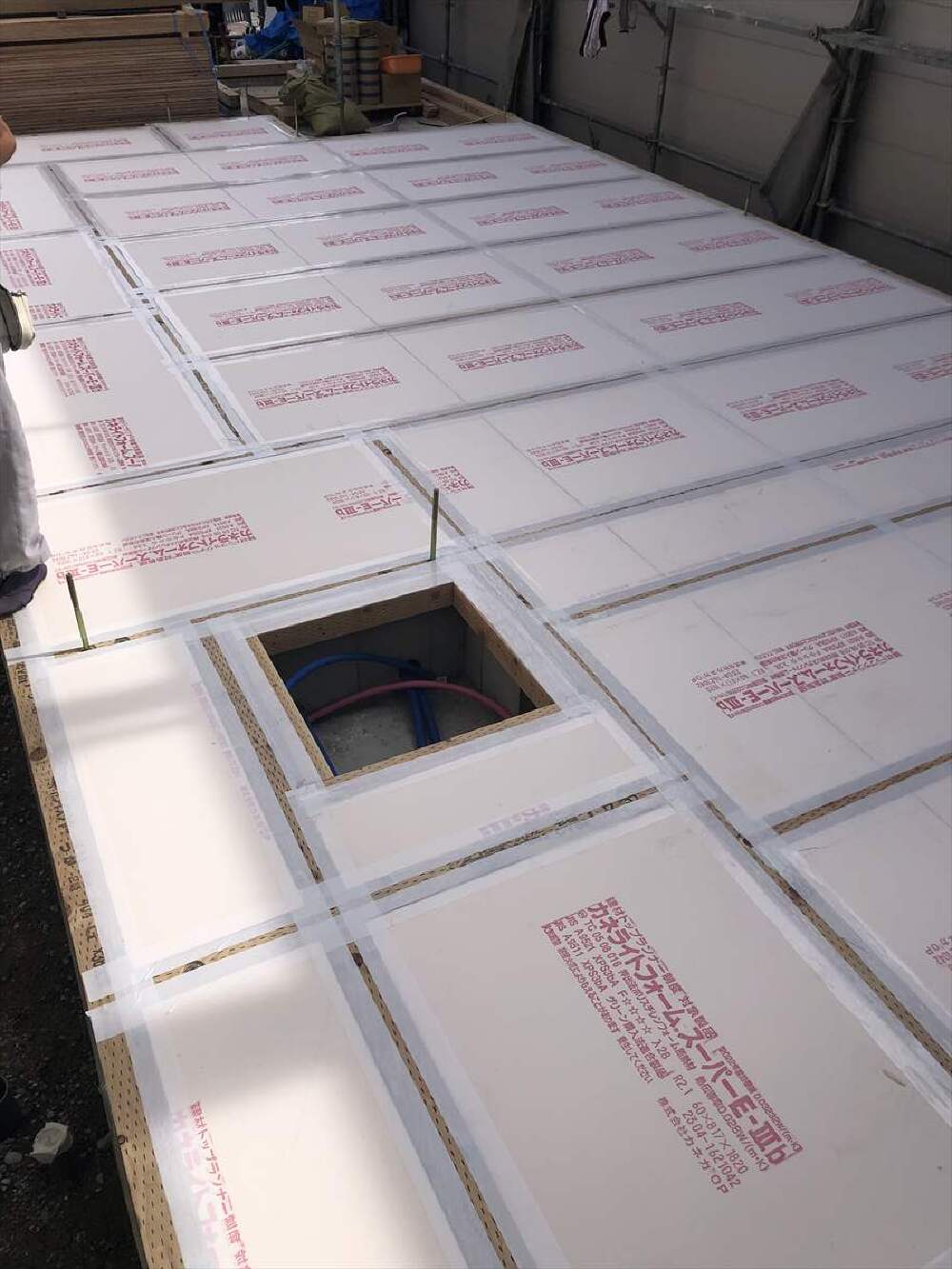 建て方（床断熱工事）
