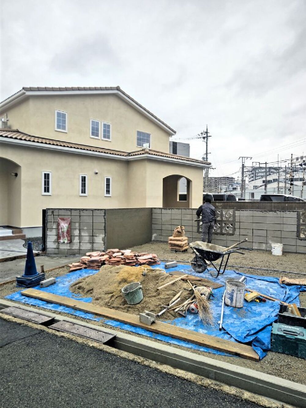 お引渡し・外構工事状況