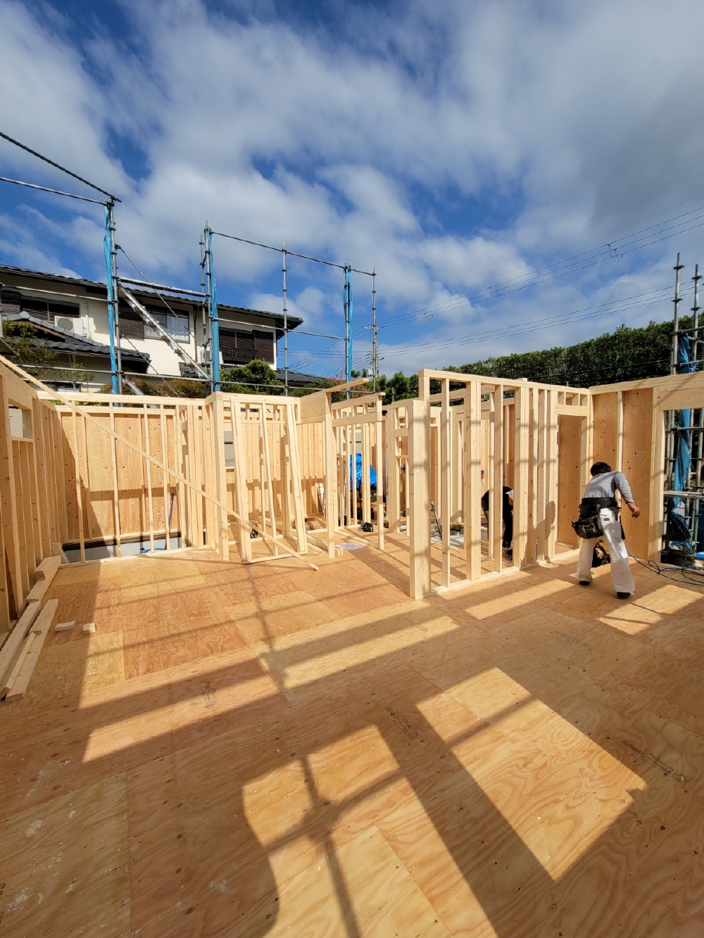 建て方（１階壁）