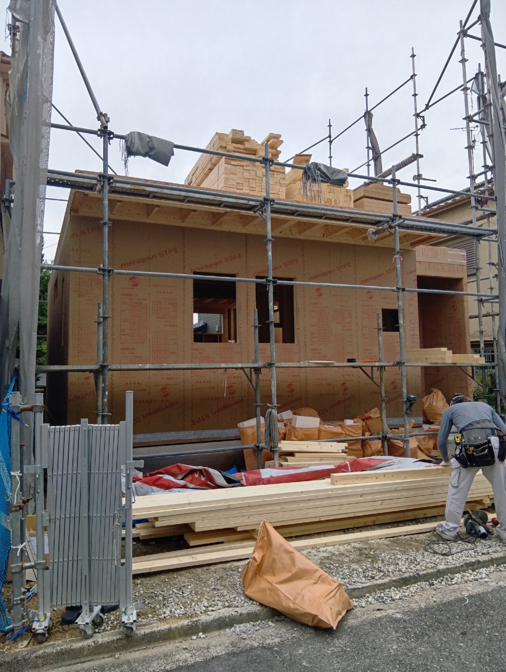 建て方（１階壁）