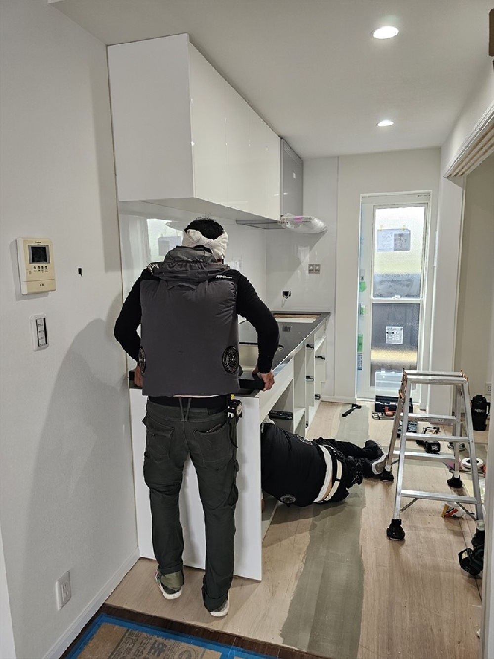 キッチン施工状況