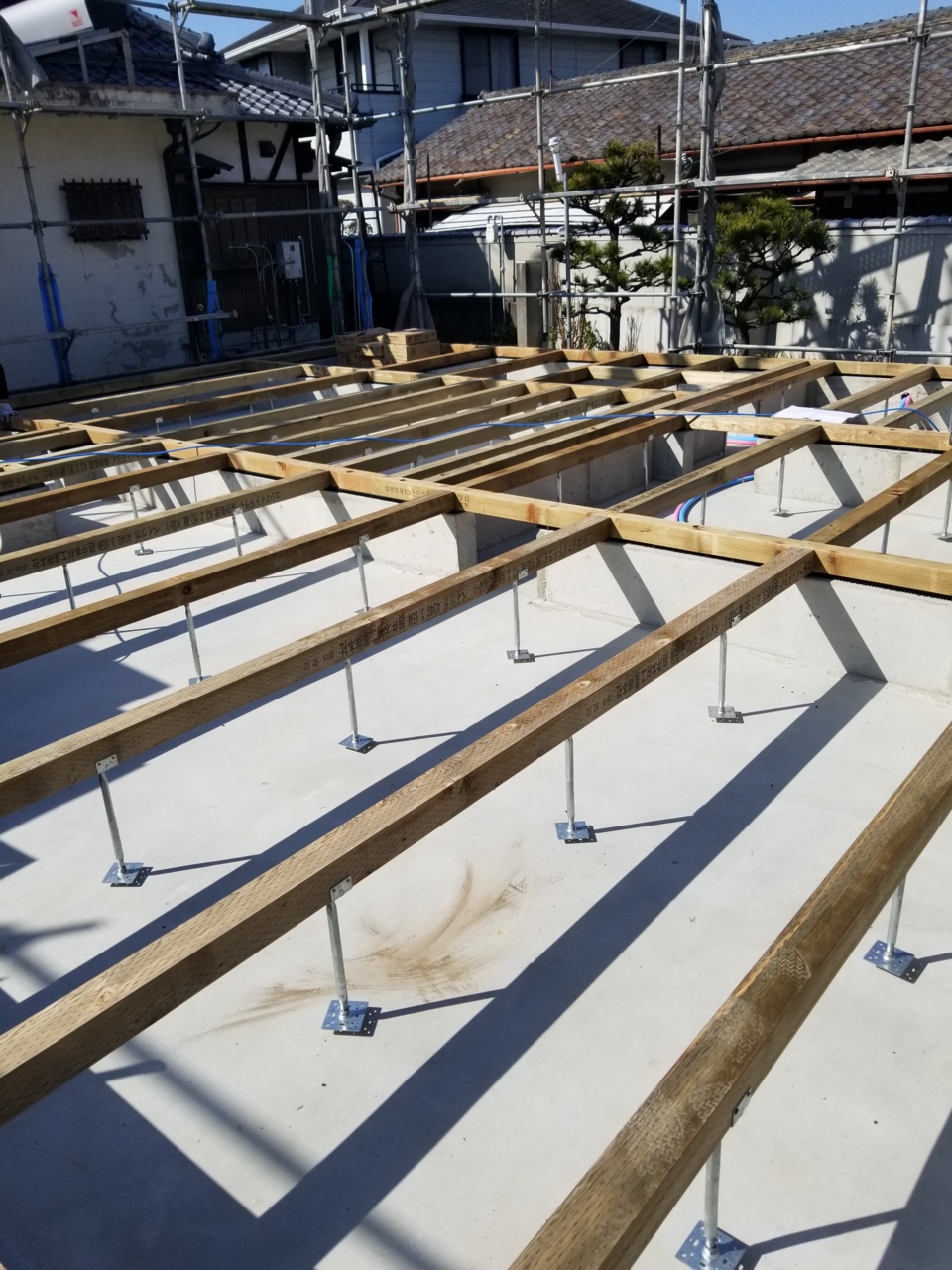 建て方(土台)