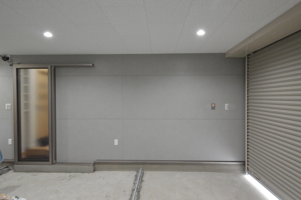ｴﾚﾍﾞｰﾀｰのある三階建ての家